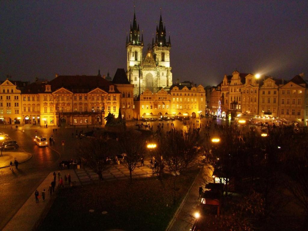 Old Town Square Premium Residence Praag Buitenkant foto
