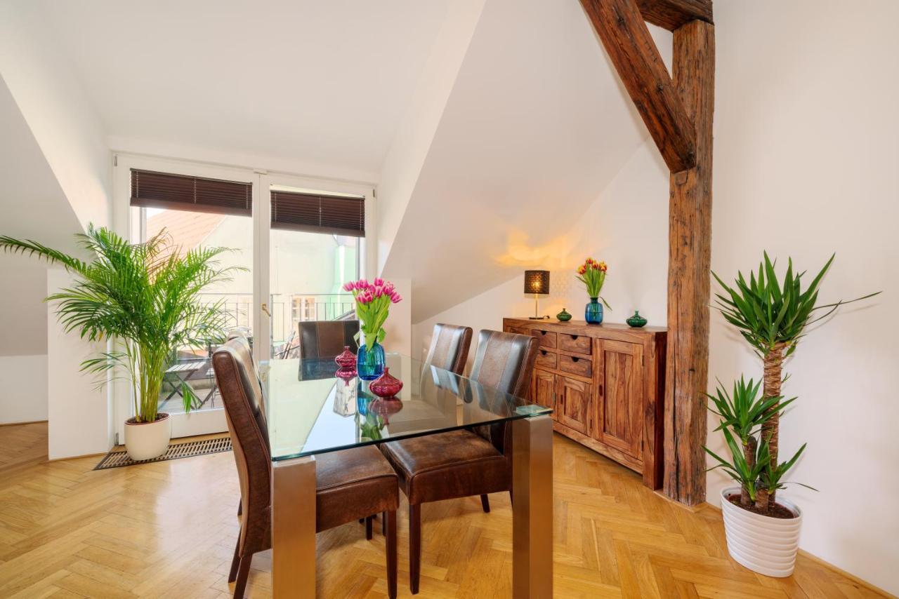 Old Town Square Premium Residence Praag Buitenkant foto
